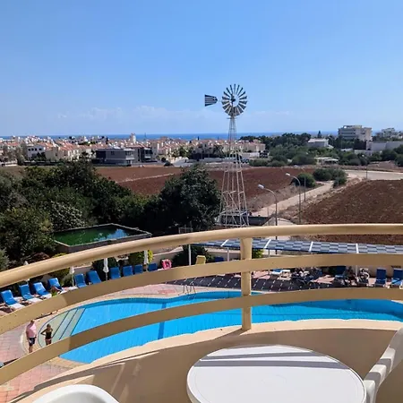 Апартаменты Kama Lifestyle Modern With Sea View