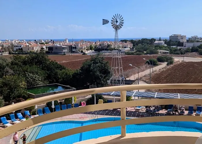 アパート Kama Lifestyle Modern With Sea View