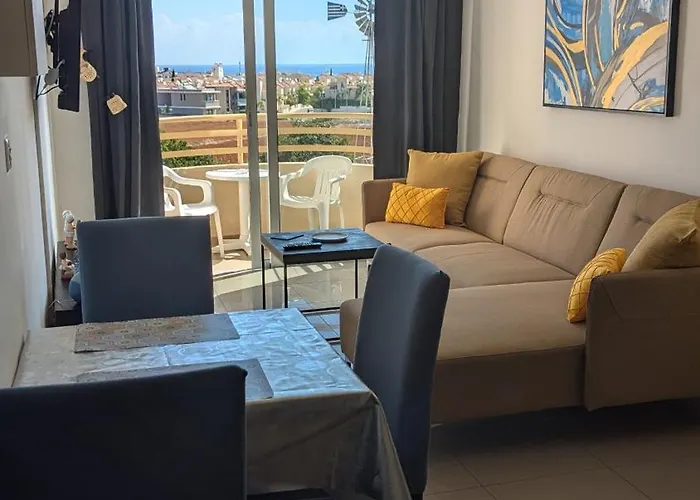 アパート Kama Lifestyle Modern With Sea View